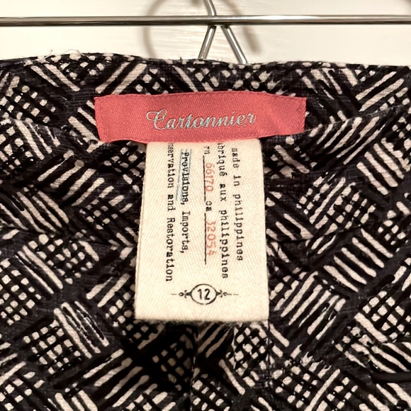 Anthropologie Patterned Cropped Pants - size 12 - Picture 5 of 6